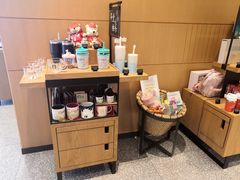 零售区-星巴克臻选(成都东方新希望天祥店)