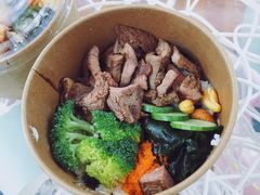 夏威夷牛肉海陆波奇沙拉-沙野轻食(静安寺店)