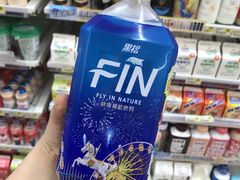 -六合夜市