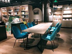 -光海书局(南京东路第一百货店)