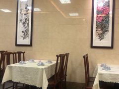 -新一家农家菜(华景新城店)