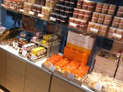 面包甜点陈列柜-好利来(川大店)