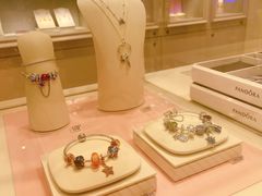 -Pandora潘多拉珠宝(宝山万达广场店)