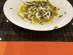 雪菜小竹笋炒银鱼-苏州涵园假日酒店花园餐厅