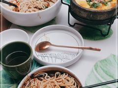 -云海肴汽锅鸡·云南小炒(曲江大悦城店)