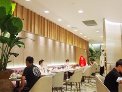 -香港百合居(LCM置汇旭辉广场店)