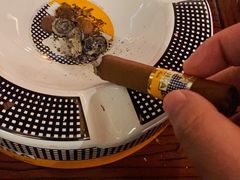 -哈瓦那雪茄酒廊超市(武汉天地分店)