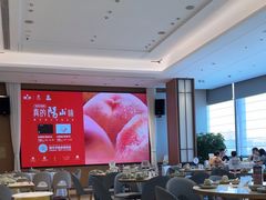-泓历皇朝酒店(东亭店)