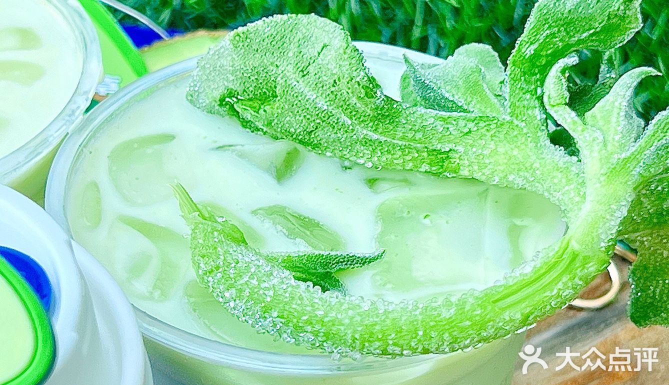 茶救星球的牛油果，可冷可热巨巨巨快乐🥑 