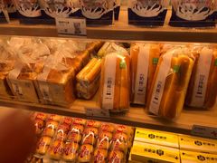 -绿姿鲜奶烘焙(朝晖店)