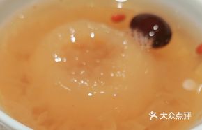 Clear and Moistening Silver Ear Soup