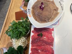 -大熊猫毛肚火锅(烟台万象汇店)