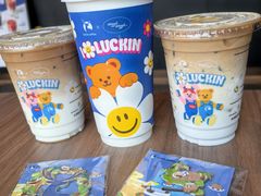 -瑞幸咖啡(皇岗村广场中庭店)