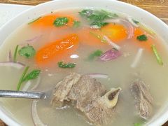 羊肉汤-清真·玛丽亚新疆菜主题餐厅(浙江中路店)