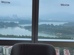 -湖景知味西餐厅•自助餐• 轻食(南京金茂威斯汀大酒店)