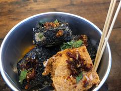 -白色精品·老长沙臭豆腐(文化店)