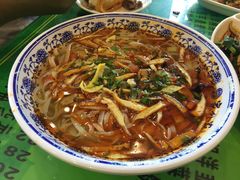 岐山臊子面-令氏家外家周秦食府(高新店)
