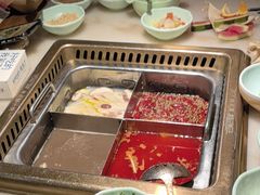 -巴渝瓦肆重庆鲜火锅(宝龙环湖店)