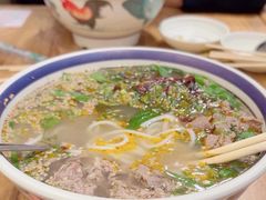 -云阿蛮云南生烫牛肉米线(奉贤路店)