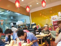 大堂-禧凰·老上海白斩鸡辣肉面店