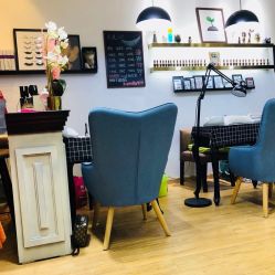 -甲舍美甲美睫艺术馆