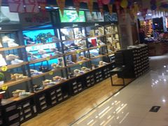 -New Balance(王府井奥莱·香江小镇店)