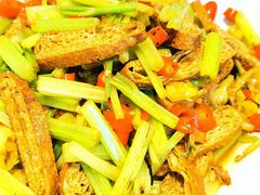 -千稻剁椒大鱼头(CityOn熙地港店)