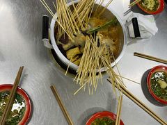 -咏勝锑锅麻辣烫(净居寺路总店)