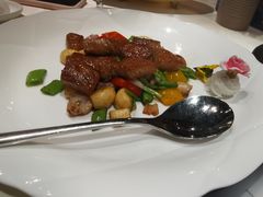 黑椒爆炒雪花牛肉粒-皇朝会.经典传统粤菜(外滩店)