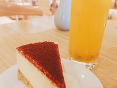 -上海三联书店READWAY(华中首店)