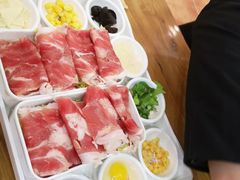 -花馬肆.云南过桥米线(汉神购物广场现场熬汤店)