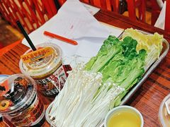 -沙胆彪炭炉牛杂煲(成都玉林店)