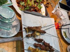 -亿牌牌东北烧烤(怀特店)