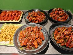 -肥肥虾庄·金牌油焖大虾(首义路店)