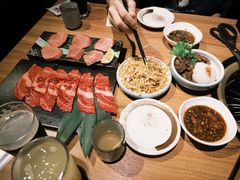 -炼火烤肉店