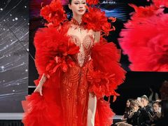 -贺加贝化妆美甲培训学校