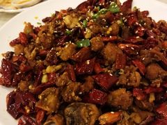 -鑫巴蜀小镇 · 水煮鱼专研店(玉桥店)