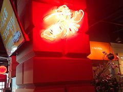 -沪小胖小龙虾(淮海中路旗舰店)