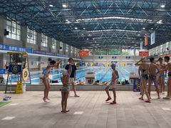 -奥冠体育华师附中恒温游泳馆