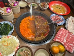 -萍姐火锅·公路夜市(武汉首店)