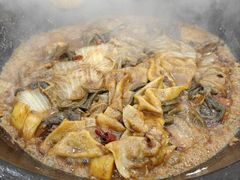 -屯老二农家铁锅炖·行业领军者(梅江店)