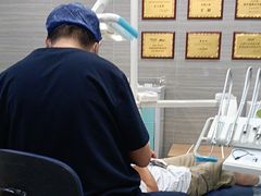 -上海仁爱医院口腔科 · 种植