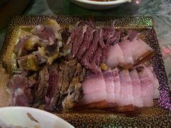 哀牢山腊肉-汤锅大王(新平曹苏黄牛汤锅有限公司)