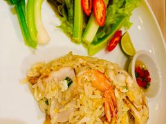-Pier 21 (Terminal 21 Asok)