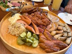 -普兰达德国餐厅·德式脆皮烤猪肘·自酿啤酒(观唐店)