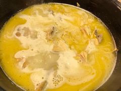 -鲜入围煮花胶鸡海鲜火锅