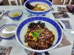 -沪西老弄堂面馆(定西路店)