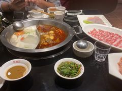 鸳鸯锅底-吴记老锅底麻辣火锅(福州路店)