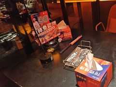 -何师烧烤Pro ·江湖川菜·小龙虾·精酿啤酒(太古里旗舰店)