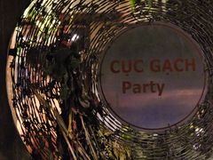 -Cuc Gach Quan Restaurant